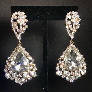 Sparkling Teardrop Crystal Earrings